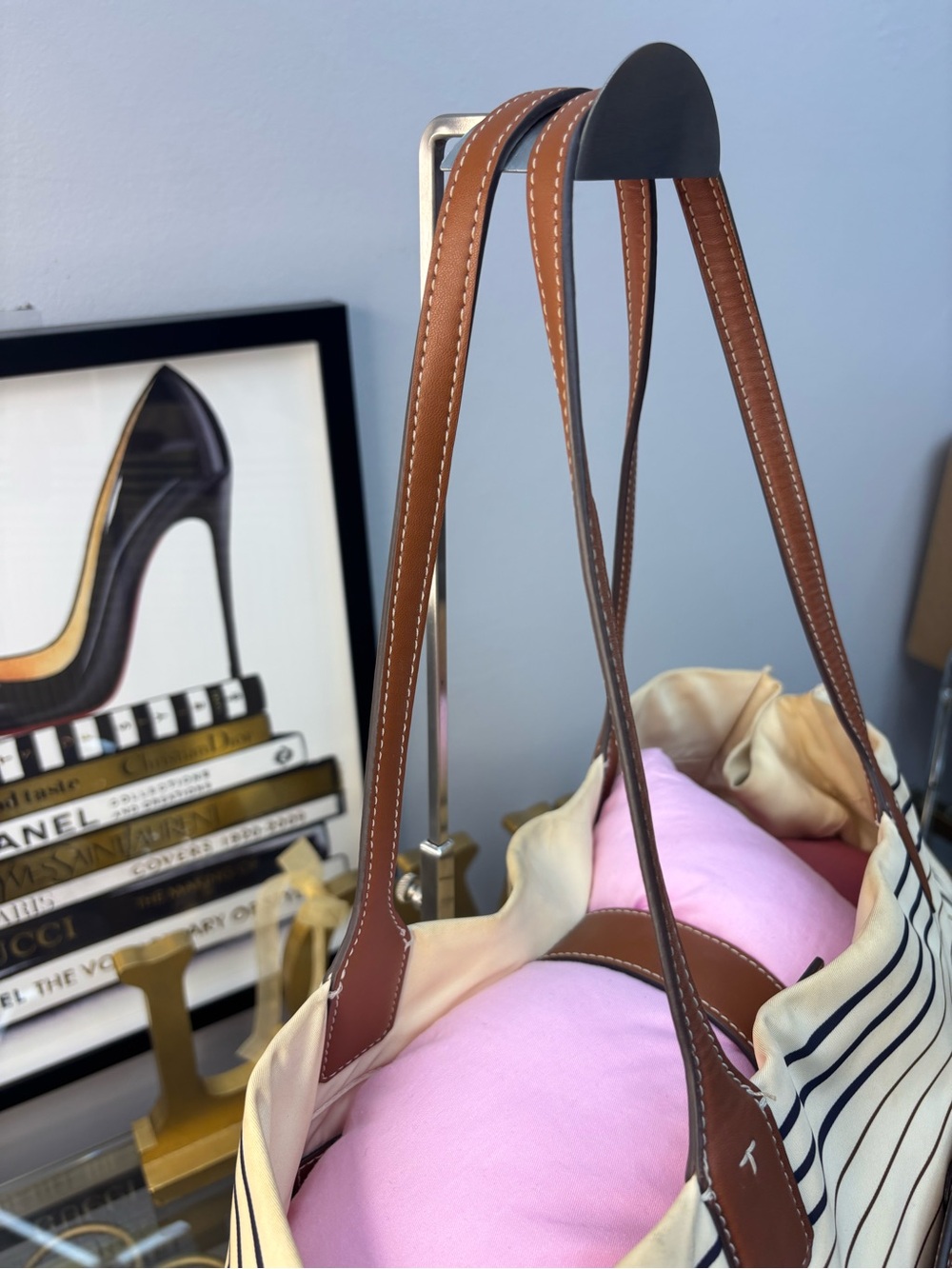 Tory Burch Ella Printed Tote EUC - Picture 5 of 13